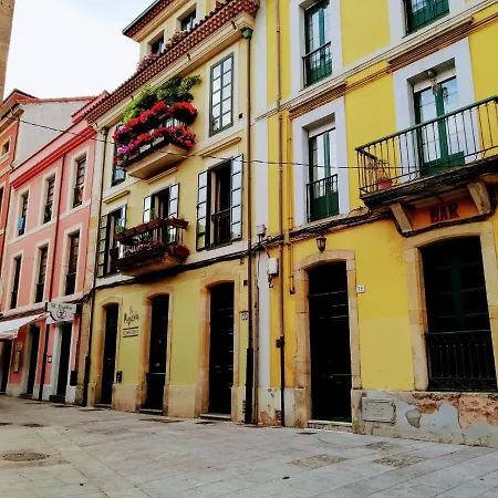 Duplex Con Encanto En Cimadevilla Gijón Extérieur photo